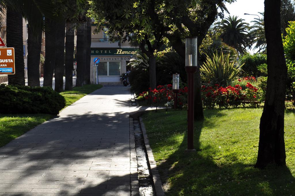 Hotel Boncardo Finale Ligure Eksteriør bilde