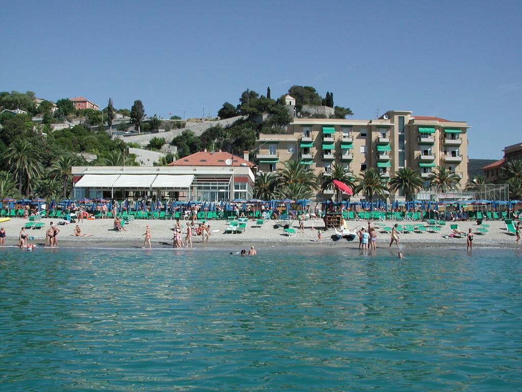 Hotel Boncardo Finale Ligure Eksteriør bilde
