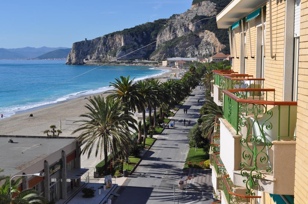 Hotel Boncardo Finale Ligure Eksteriør bilde